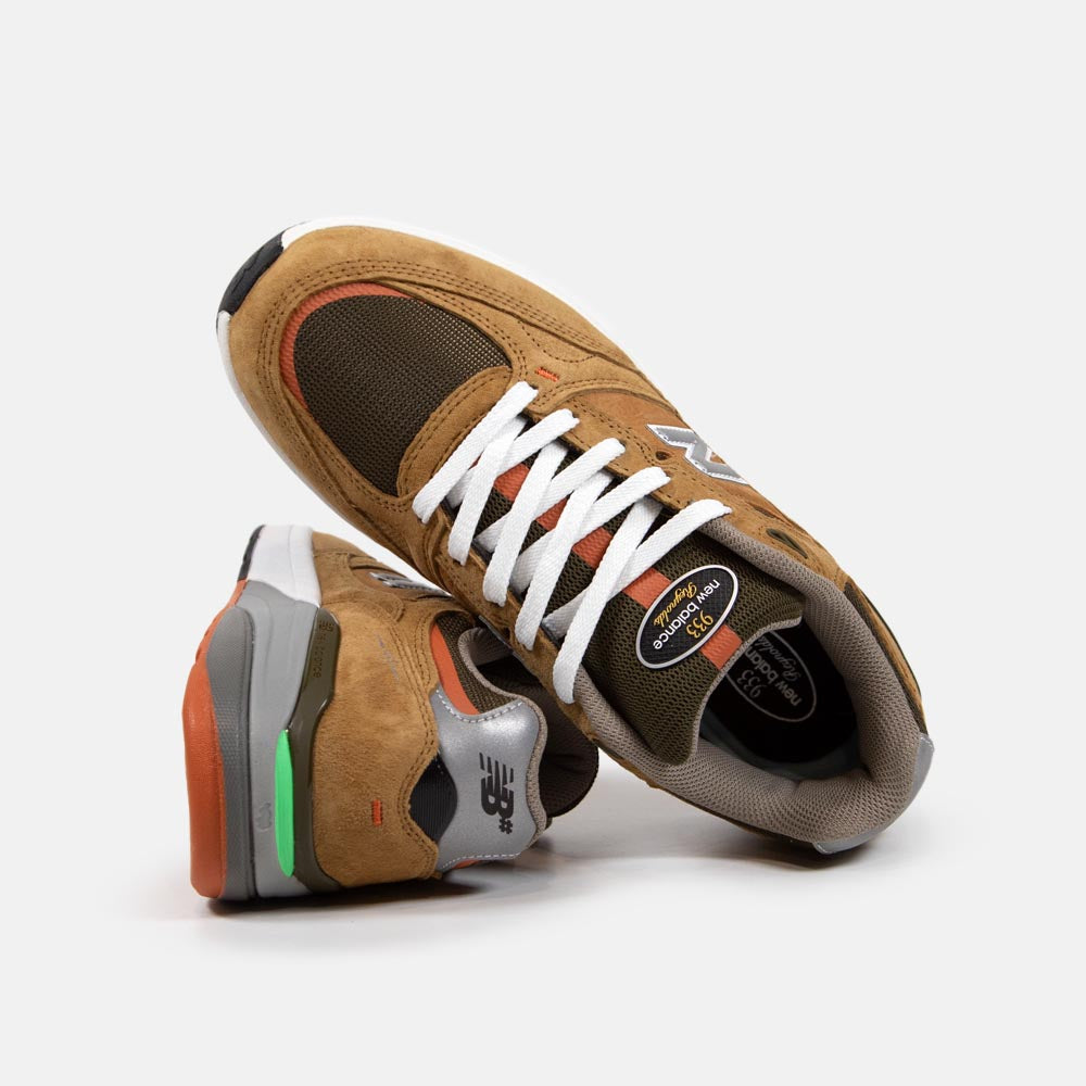 New Balance Numeric - 933  Andrew Reynolds Shoes - Brown / Grey