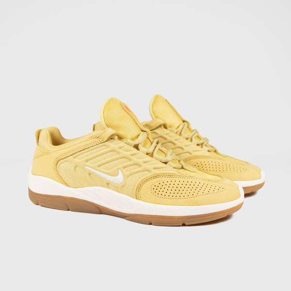 Nike SB - Vertebrae Orange Label Shoes - Saturn Gold / Sail - Saturn Gold