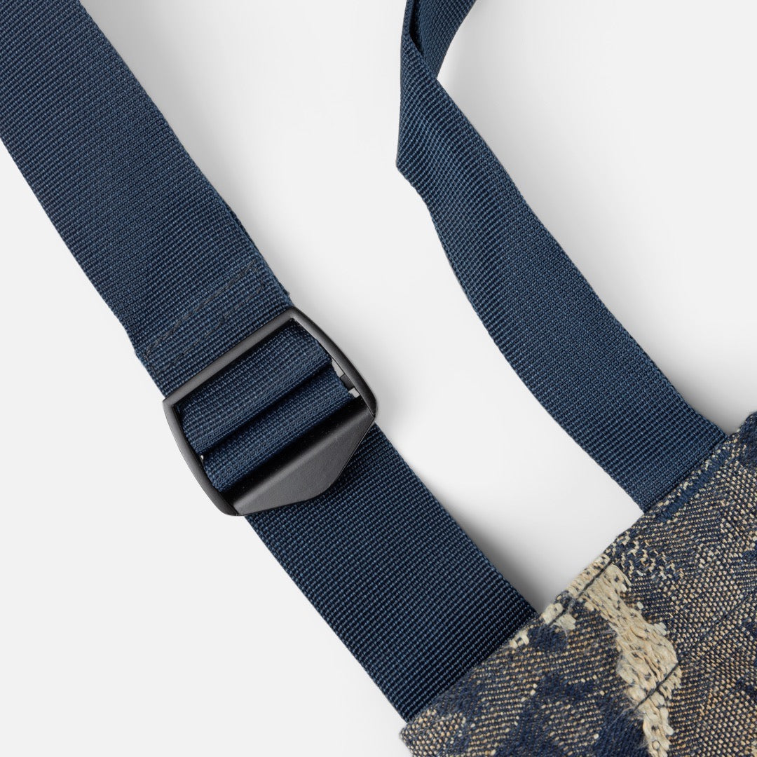 Dime MTL - Distressed Messenger Bag - Military Camo