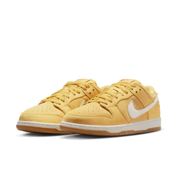 Nike SB - Dunk Low Pro Shoes - Saturn Gold / Sail - Saturn Gold - Solar Flare