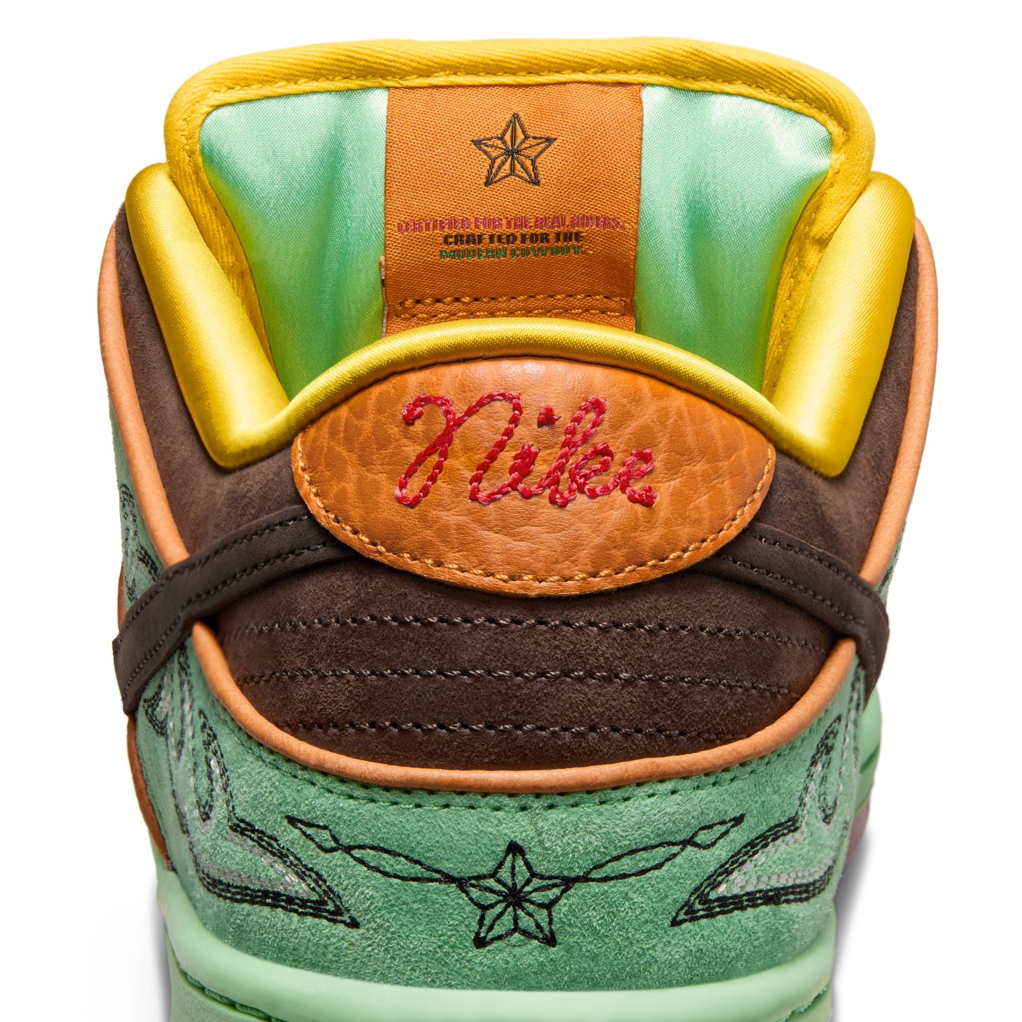 Nike SB - 'Rodeo' Dunk Low Pro Shoes - Tourmaline / Baroque Brown - Monarch