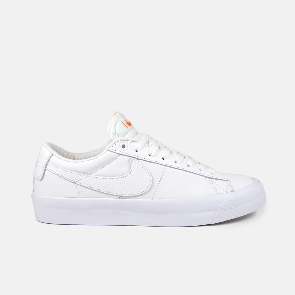 Nike SB - 'Orange Label' GT Blazer Low Shoes - White / White