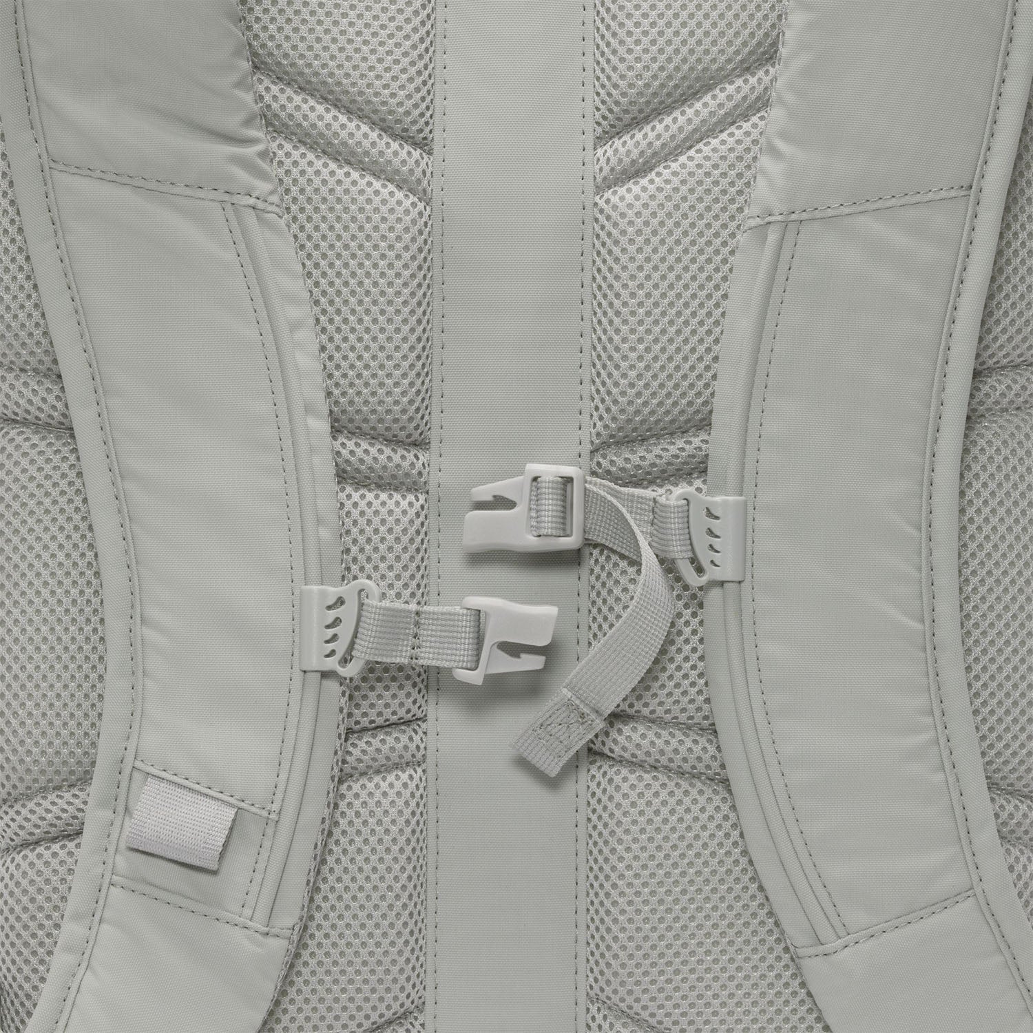 Nike SB - Commute 25L Backpack - Light Smoke Grey / Pure Platinum