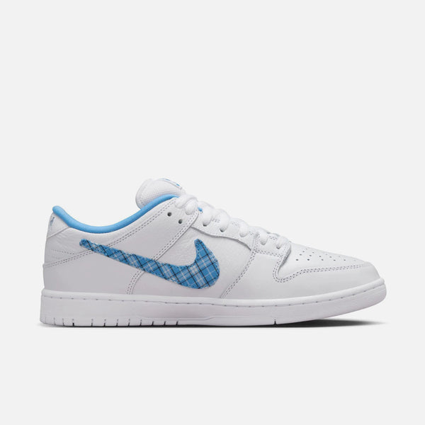 Nike SB - Dunk Low Pro Shoes - White / University Blue / Midnight Navy