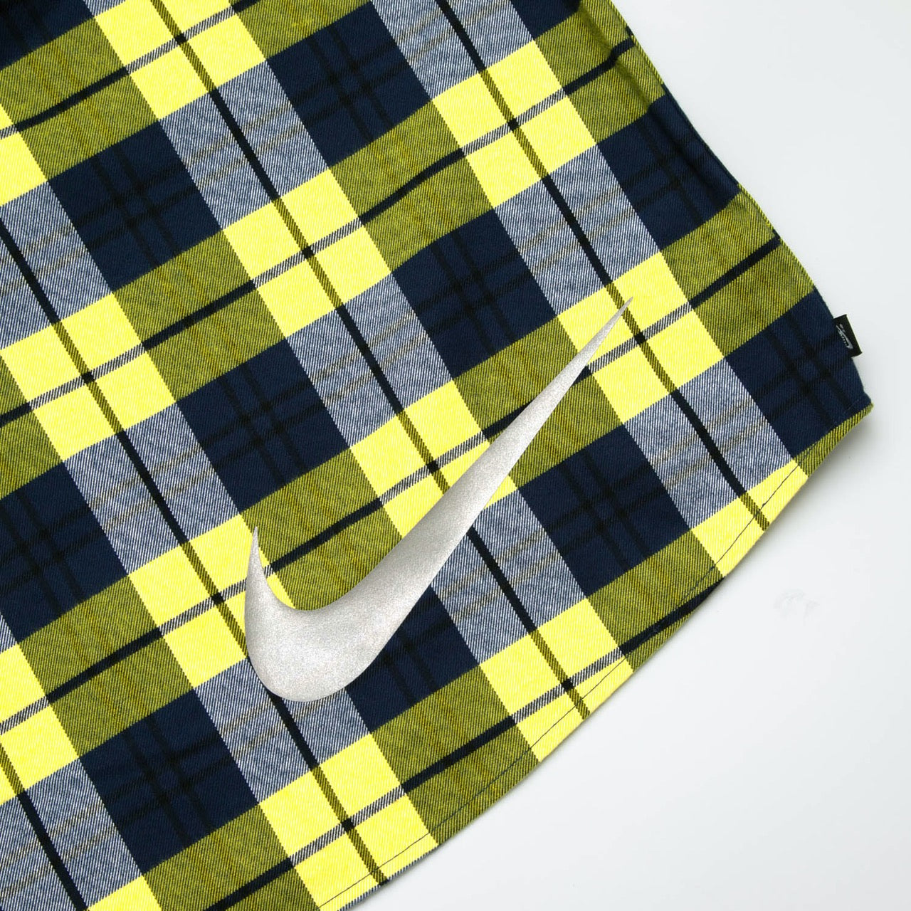 Nike SB - Futura Flannel Longsleeve Shirt - Midnight Navy / Speed Yellow