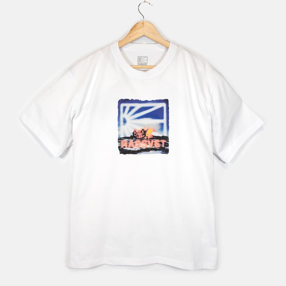 Rassvet (Paccbet) - On Fire T-Shirt - White