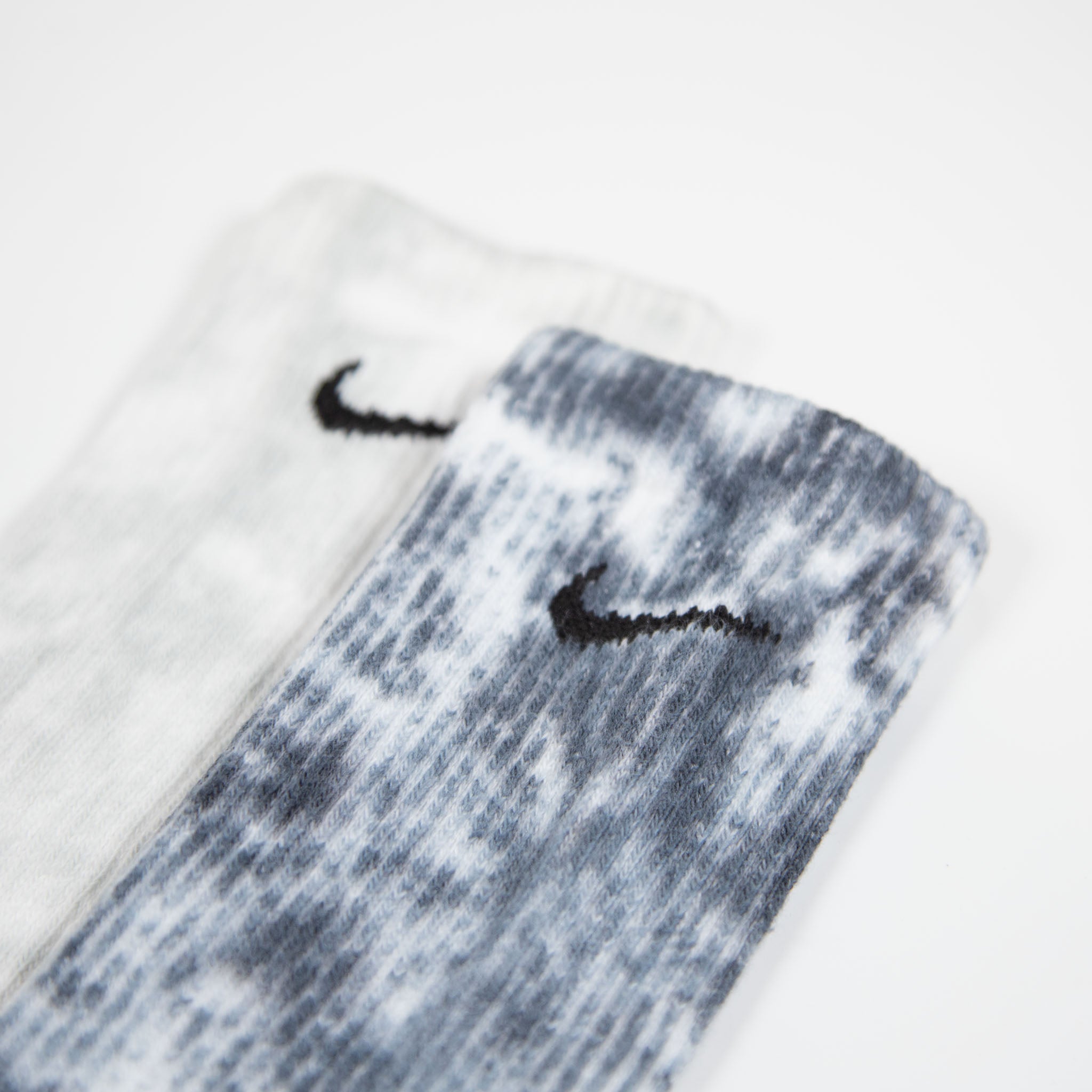 nike sb tie dye socks