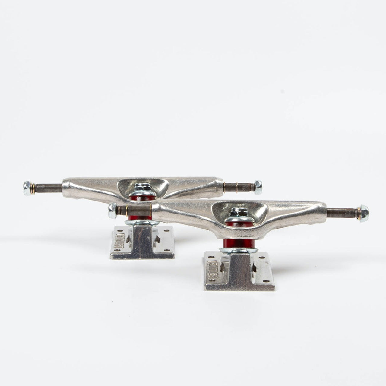 Venture Trucks - (PAIR) 5.2 Low Hollow Skateboard Trucks - Polished