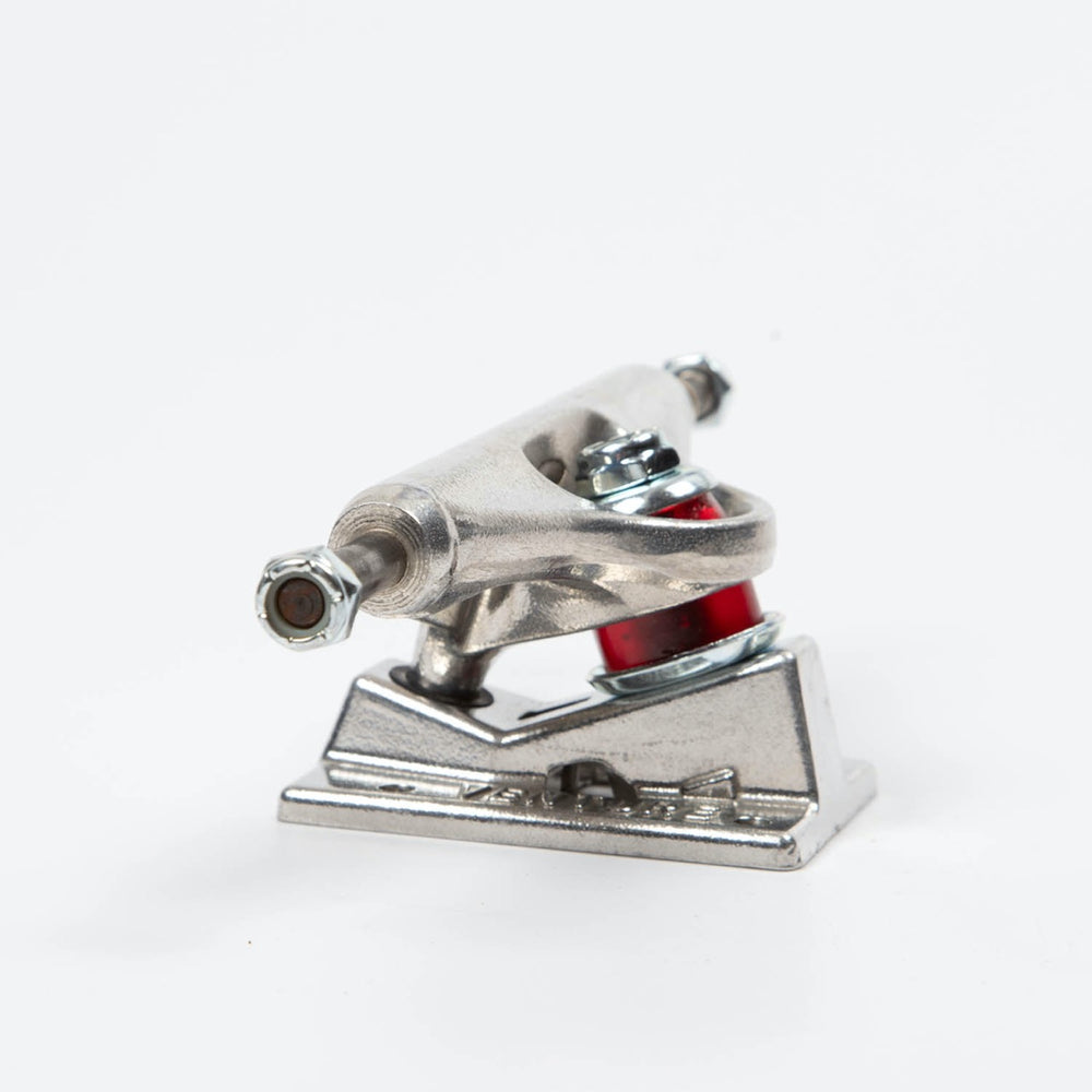 Venture Trucks - (PAIR) 5.2 Low Hollow Skateboard Trucks - Polished