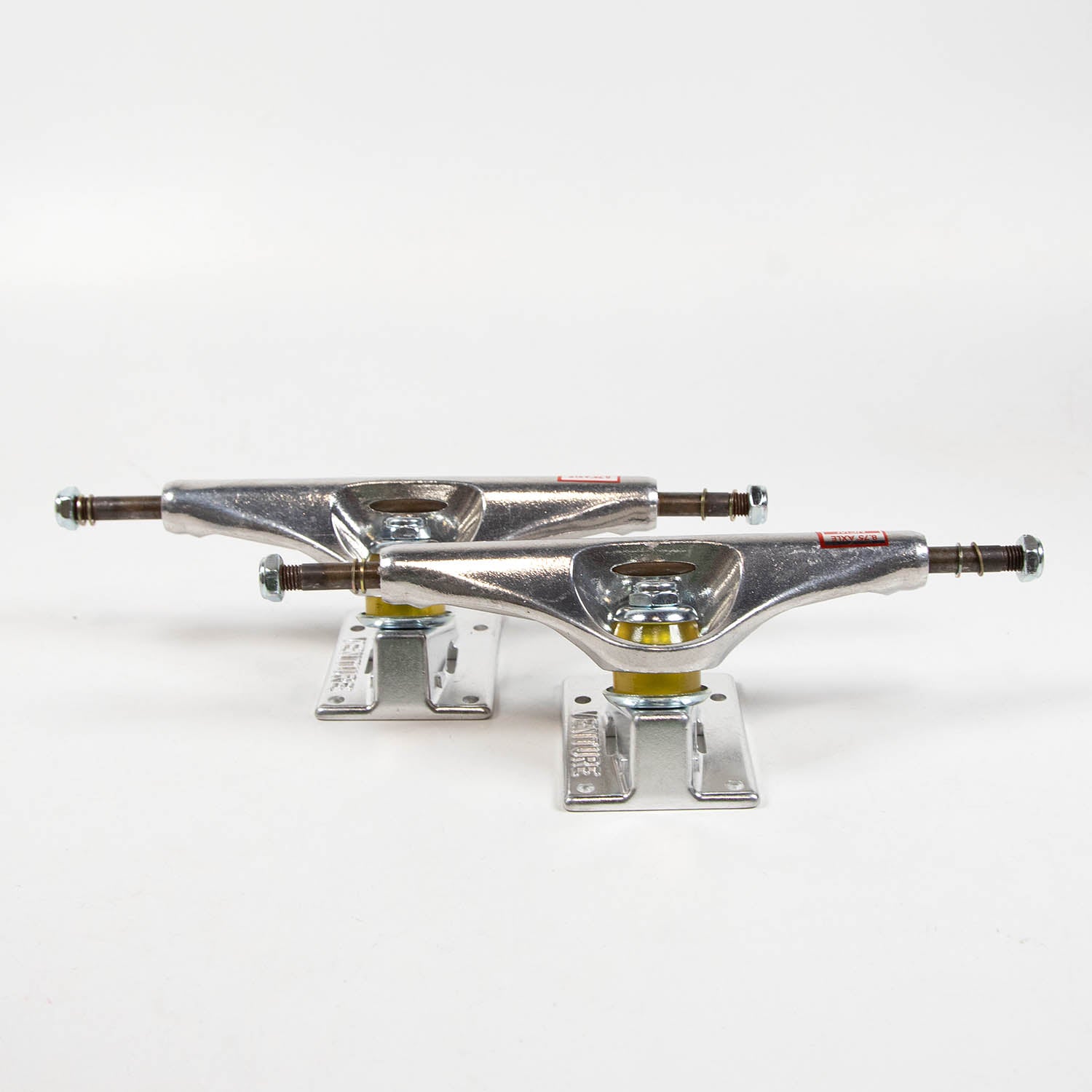 Venture Trucks - (PAIR) 5.6 Hollow Skateboard Trucks - Polished