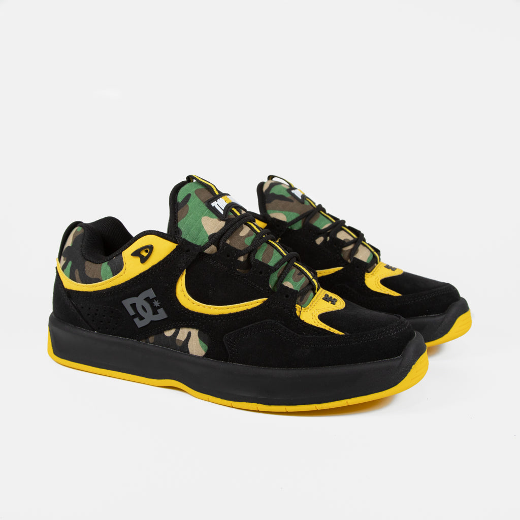 Camo deals dc shoes