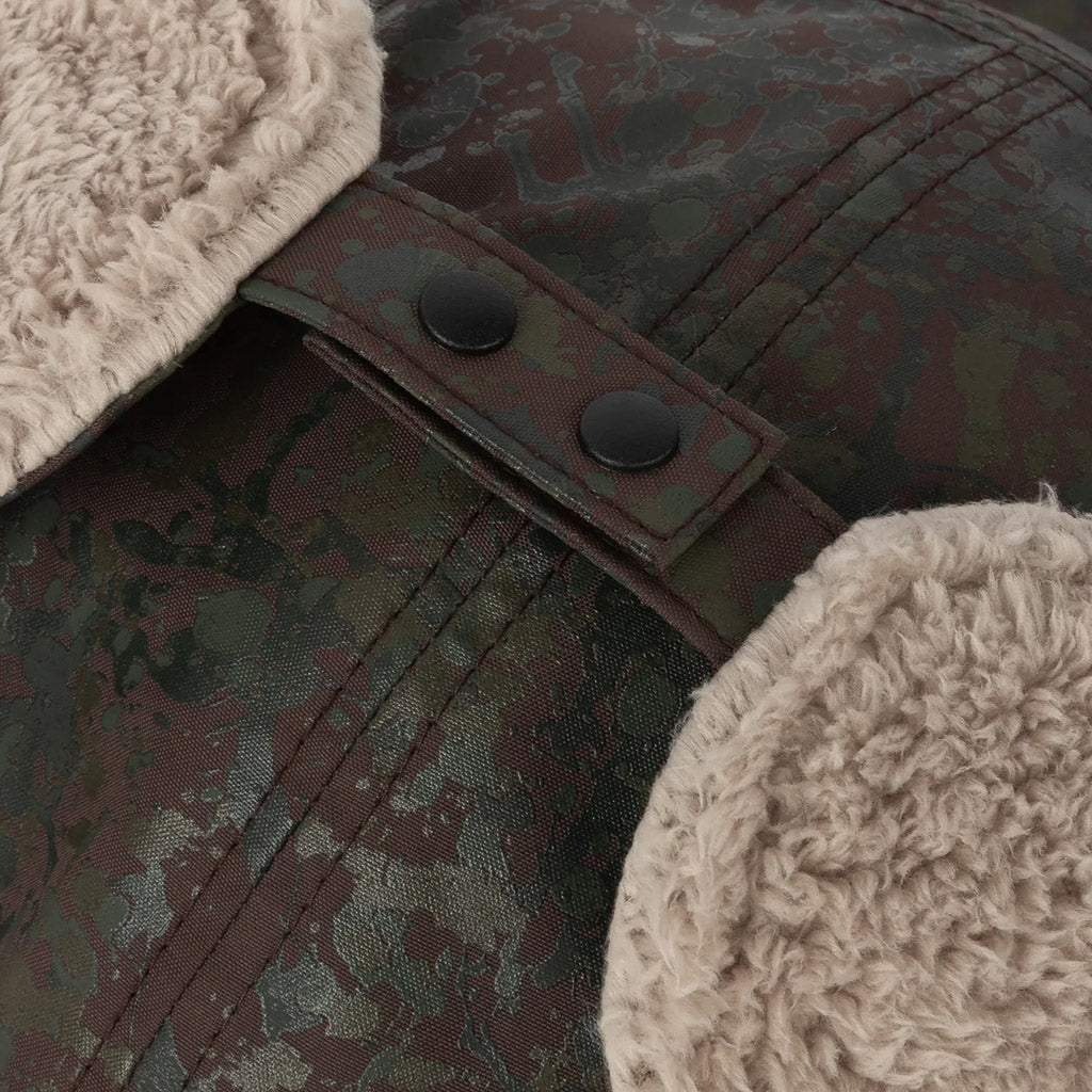 Dime MTL Hunter Camo Earflap Cap Buttoned Closure