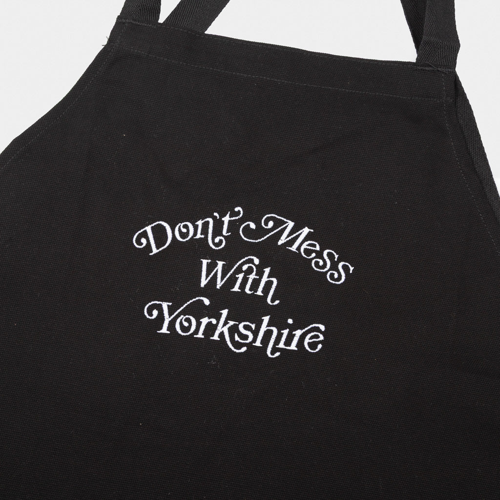 Don't Mess With Yorkshire - Ornate Canvas Apron - Black