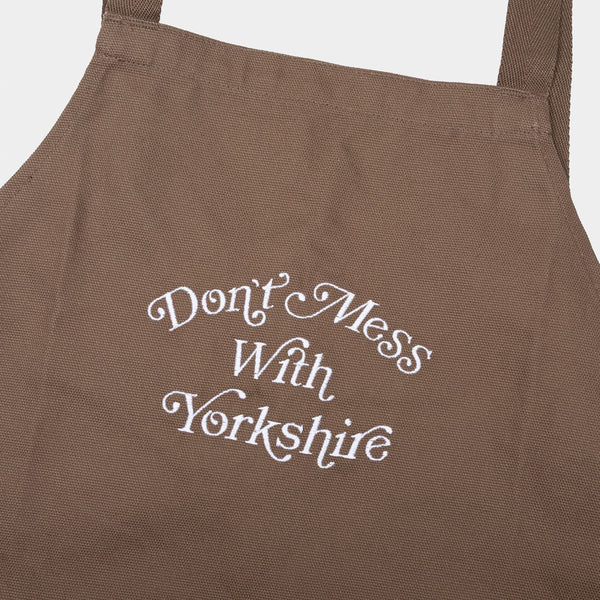 Don't Mess With Yorkshire - Ornate Canvas Apron - Washed Brown