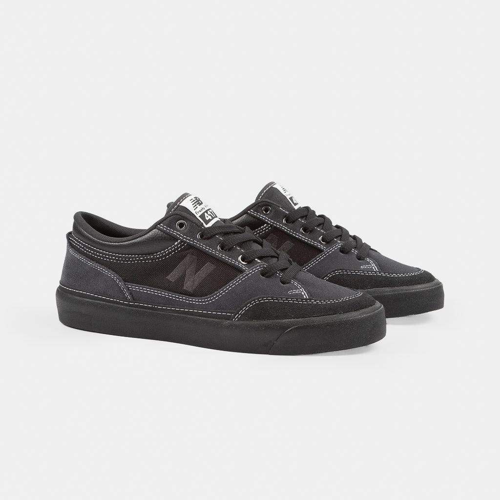 New Balance Numeric - 417 Franky Villani Low Shoes - Black Cement / Black
