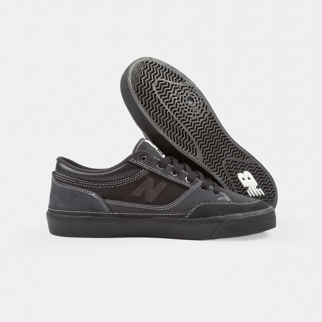 New Balance Numeric - 417 Franky Villani Low Shoes - Black Cement / Black