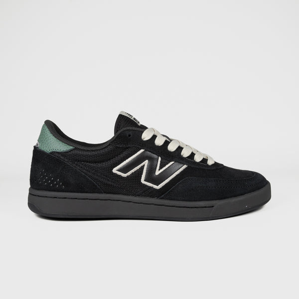 New Balance Numeric - 440 V2 Shoes - Black / Black