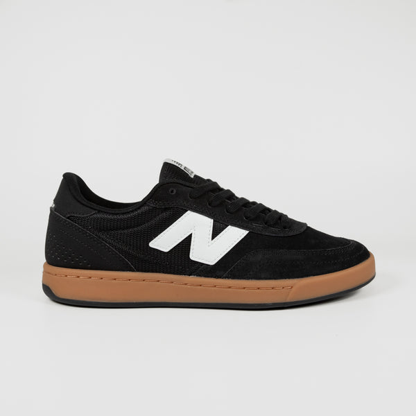 New Balance Numeric - 440 V2 Shoes - Black / White / Gum
