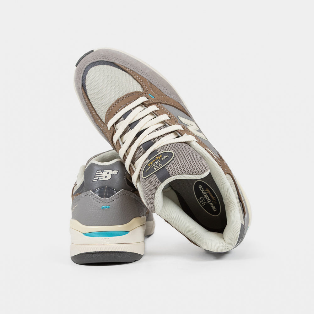 New Balance Numeric Grey Day Marblehead 933 Andrew Reynolds Shoes