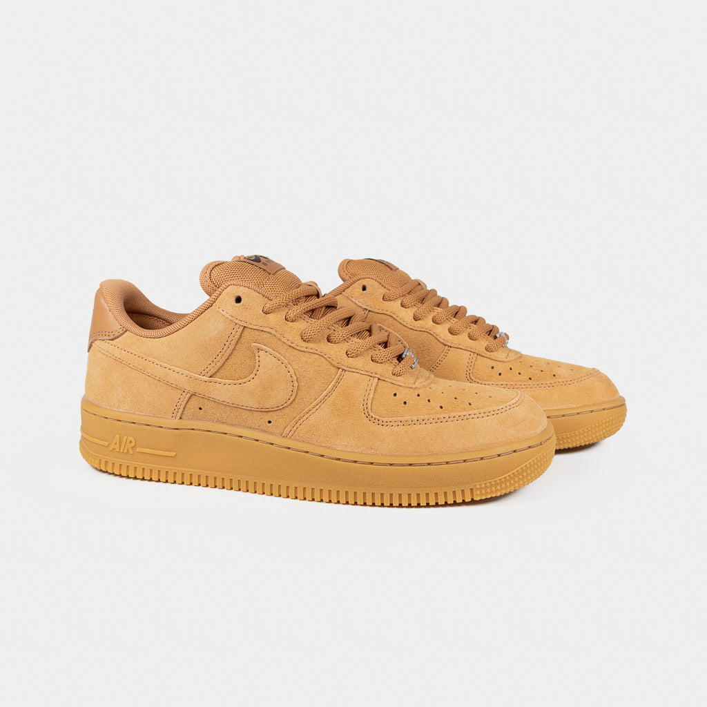 Nike SB - Air Force 1 Low Shoes - Flax / Flax - Black - Gum Light