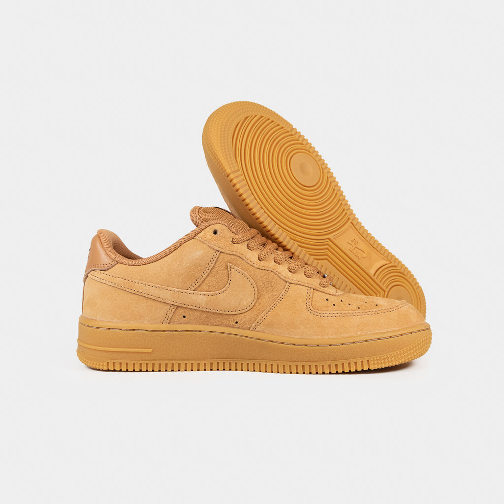 Nike SB - Air Force 1 Low Shoes - Flax / Flax - Black - Gum Light