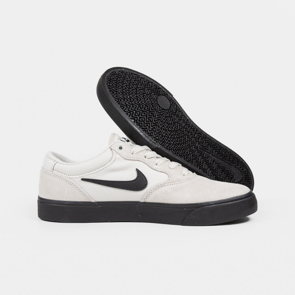 Nike SB White and Black Sole Chron 2 Shoes