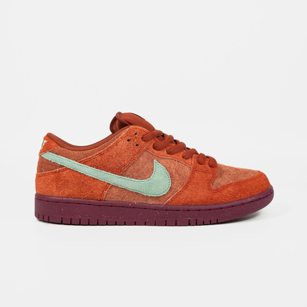 Nike SB Mystic Red And Emerald Rise Dunk Low Pro Shoes