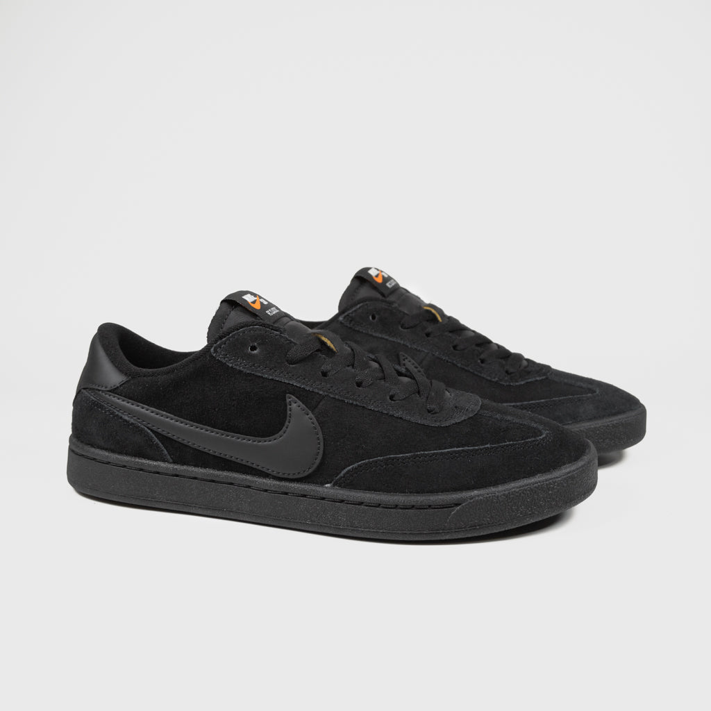 Nike SB FC Classic Shoes Black Black Black Vivid Orange