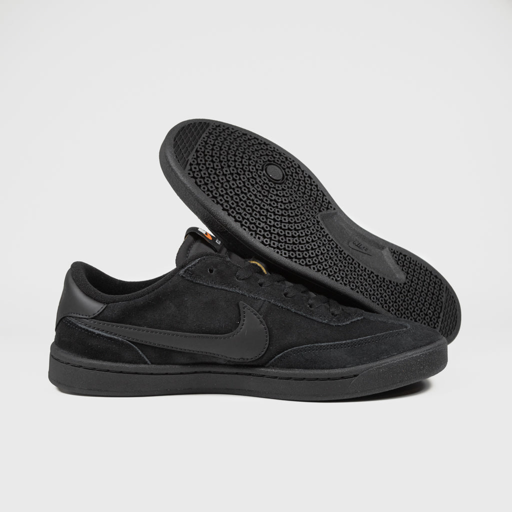 Nike SB FC Classic Shoes Black Black Black Vivid Orange