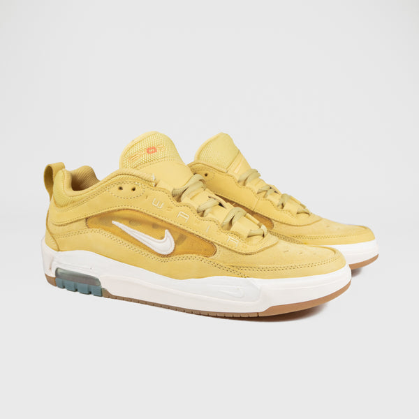 Nike SB - Ishod Wair Air Max Orange Label Shoes - Saturn Gold / Sail - Saturn Gold