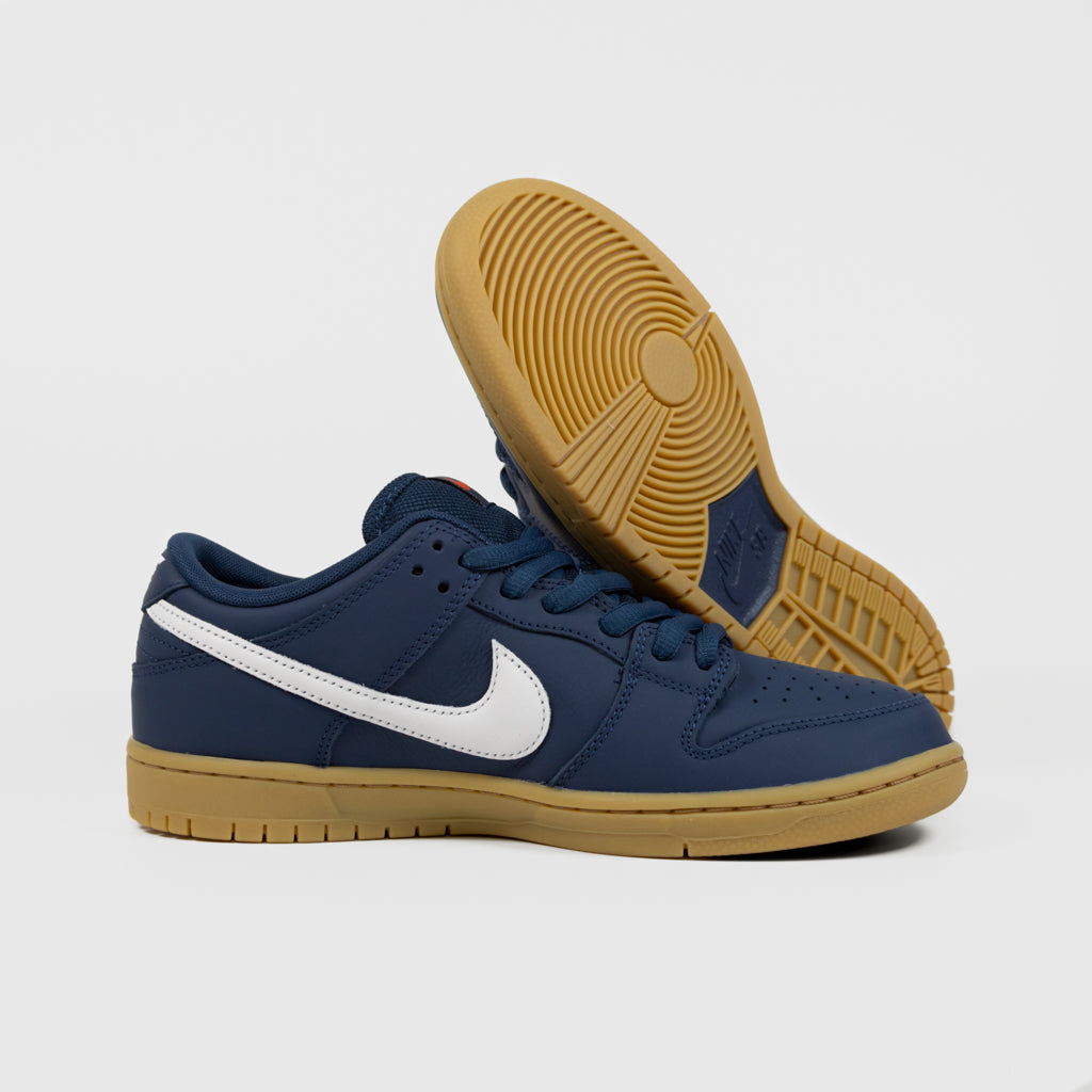 Nike SB - 'Orange Label' Dunk Low Pro Shoes - Navy / White - Navy - Light  Gum UK 3.5