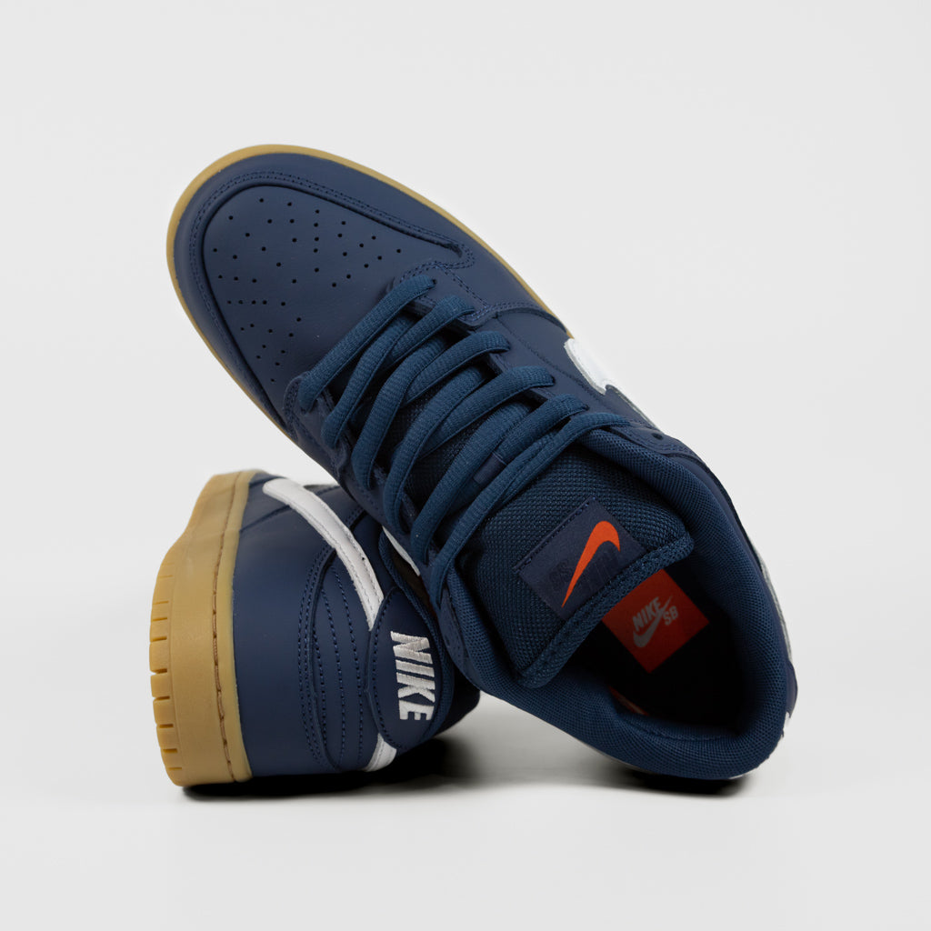 Nike SB - 'Orange Label' Dunk Low Pro Shoes - Navy / White - Navy 