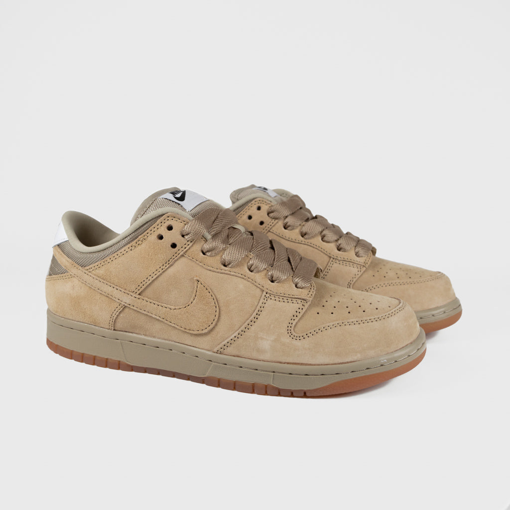 Nike SB Parachute Beige Pro B Dunk Low Shoes