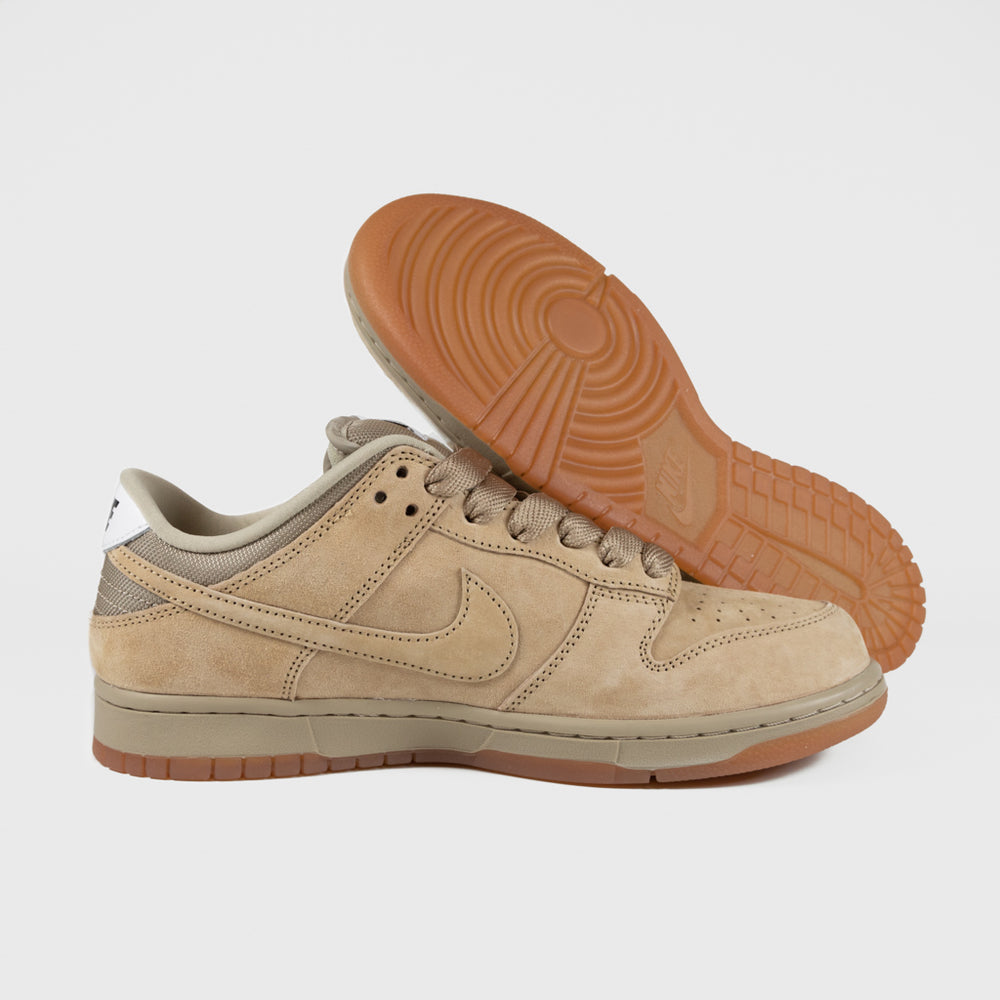 Nike SB Parachute Beige Pro B Dunk Low Shoes