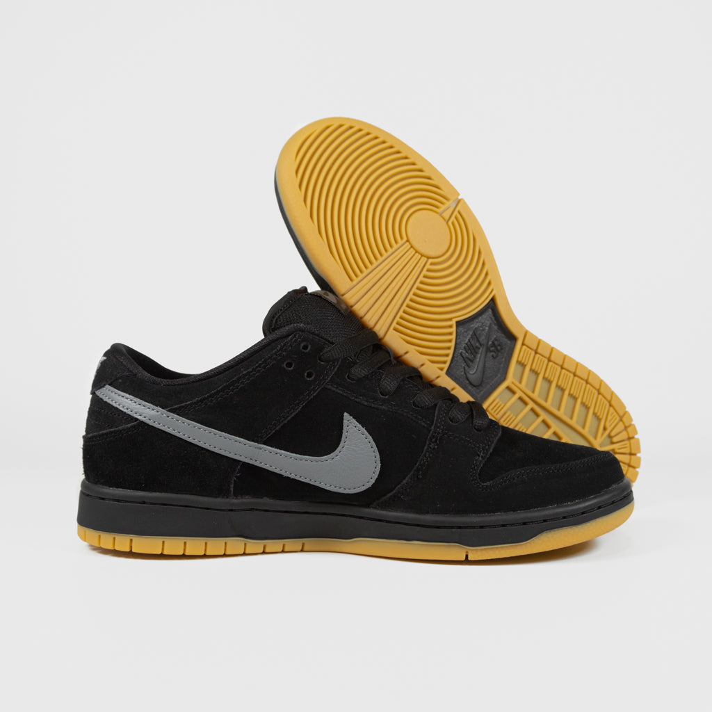 Nike SB - 'Fog' Dunk Low Pro Shoes - Black / Cool Grey – Welcome