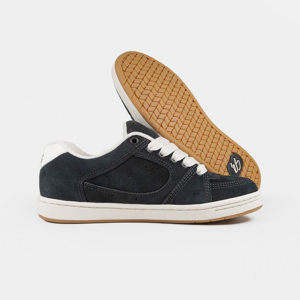 eS Footwear Black And White Accel Shoes
