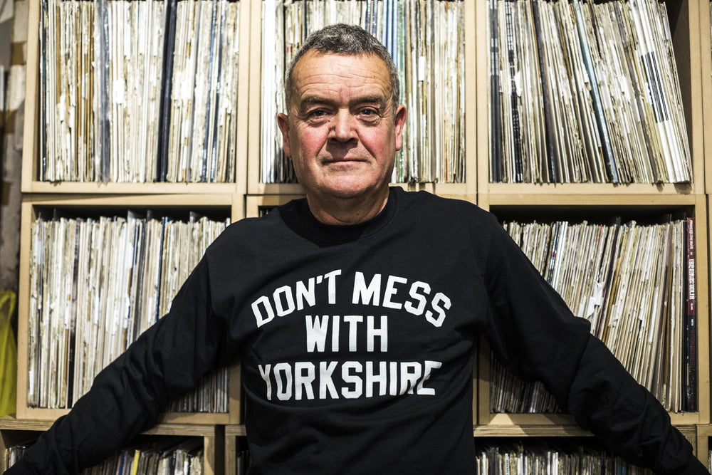 Don't Mess With Yorkshire - Classic Longsleeve T-Shirt - Black / White