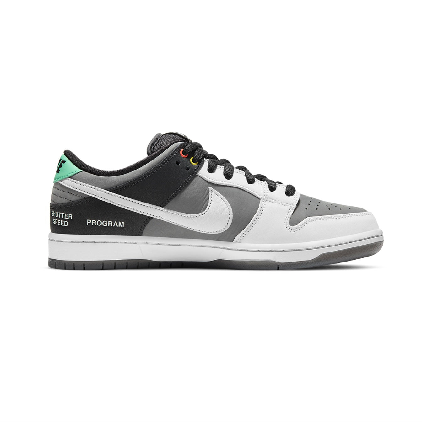 Nike SB - Dunk Low Pro Shoes - Smoke Grey