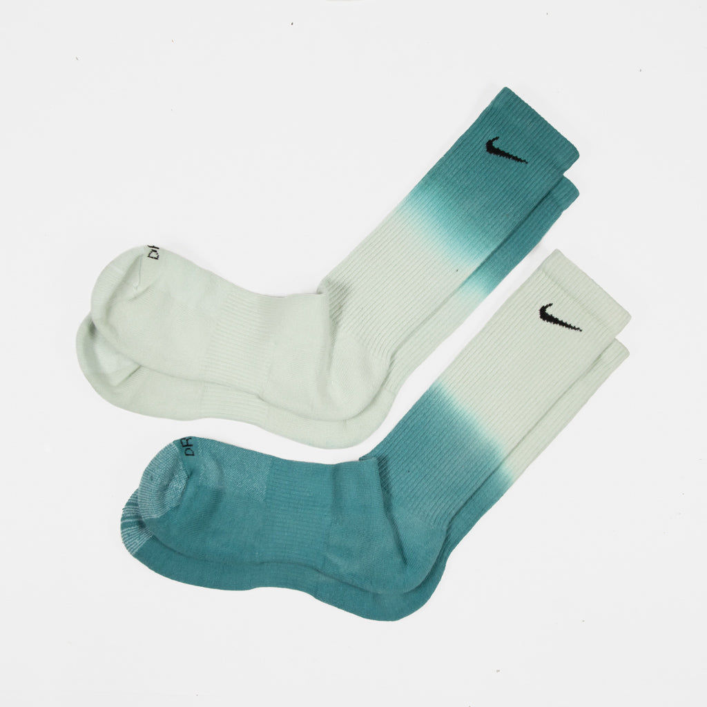 Nike SB Teal Dip Dye Everyday Plus Socks