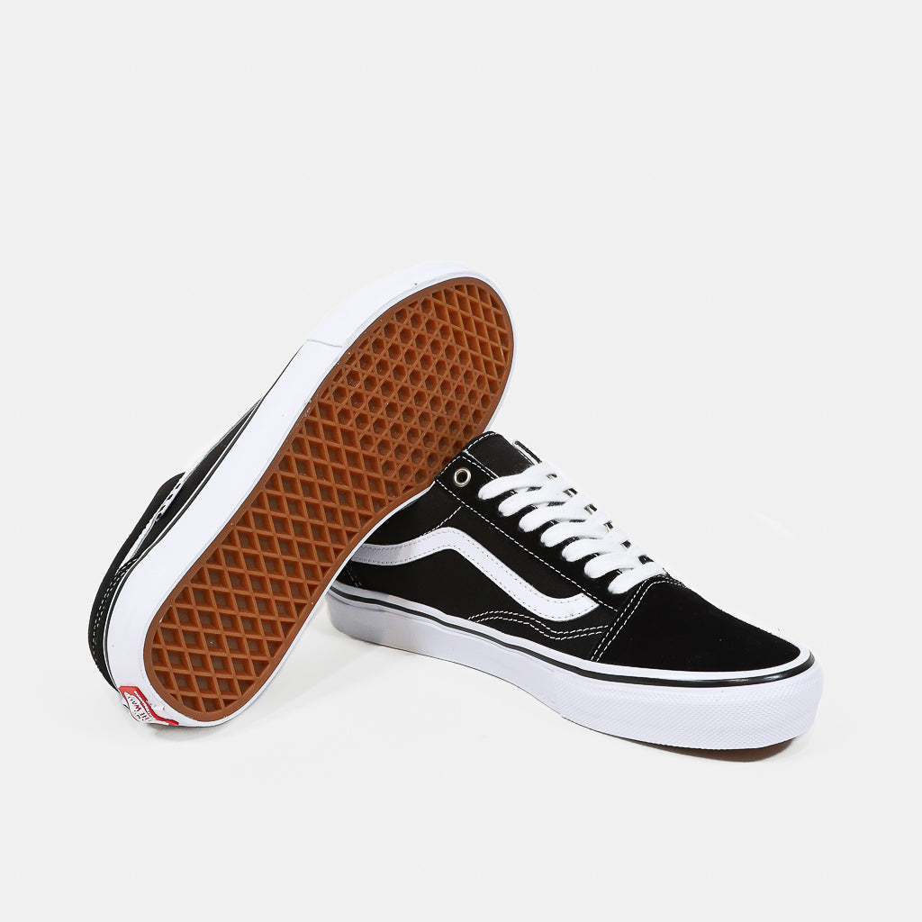 Vans old skool on sale platform black and white