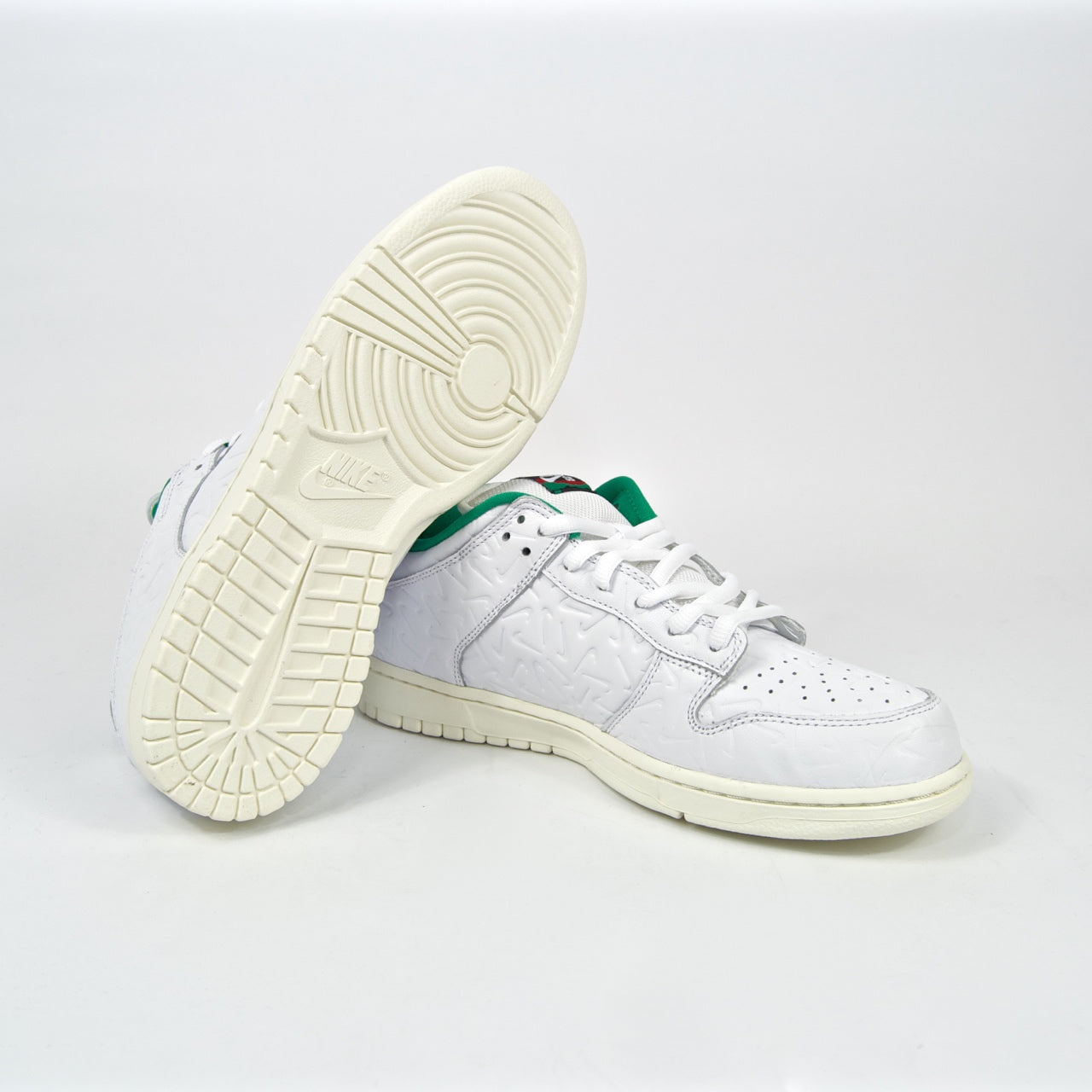Nike SB White Ben G Dunk Low Pro QS Shoes
