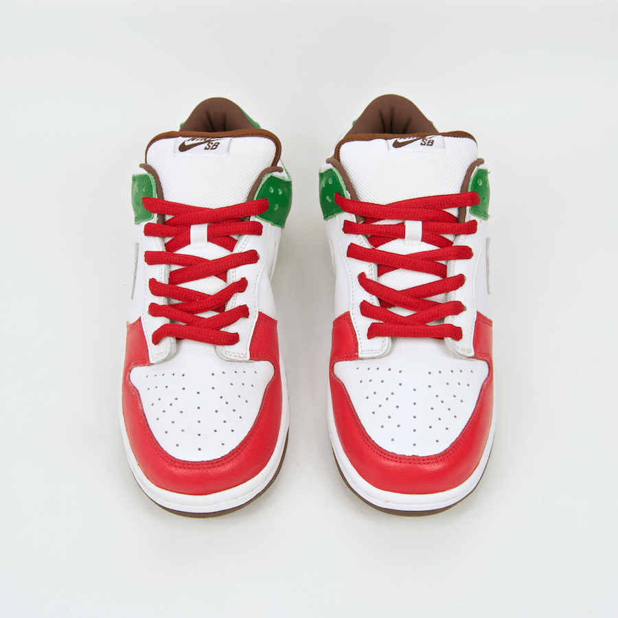 Nike SB - 'Cinco De Mayo' Dunk Low Pro SB Shoes - White / White